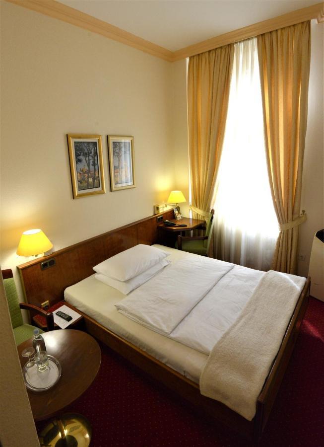 Hotel Am Kochbrunnen Βιζμπάντεν Εξωτερικό φωτογραφία